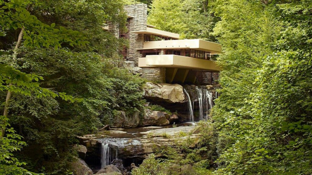 Maison sur la cascade de Franck Lloyd Wright